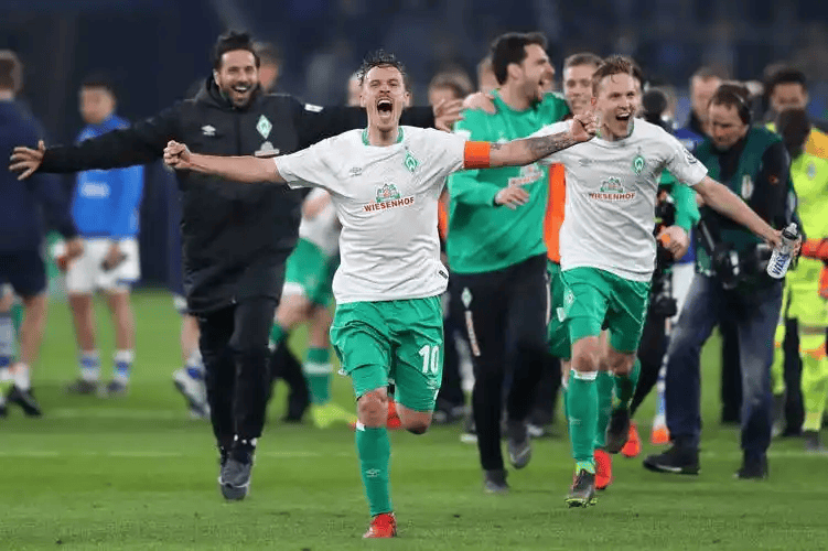 德甲争冠关键战：多特主场不败领跑，不莱梅客场低迷盼破局